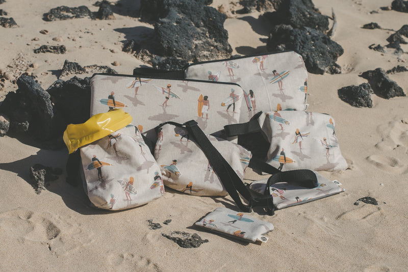 SURF TIME CHANGE PURSE