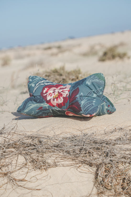 FLOWERY PILLOW