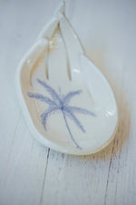 HAND CERAMIC PALM PLATE