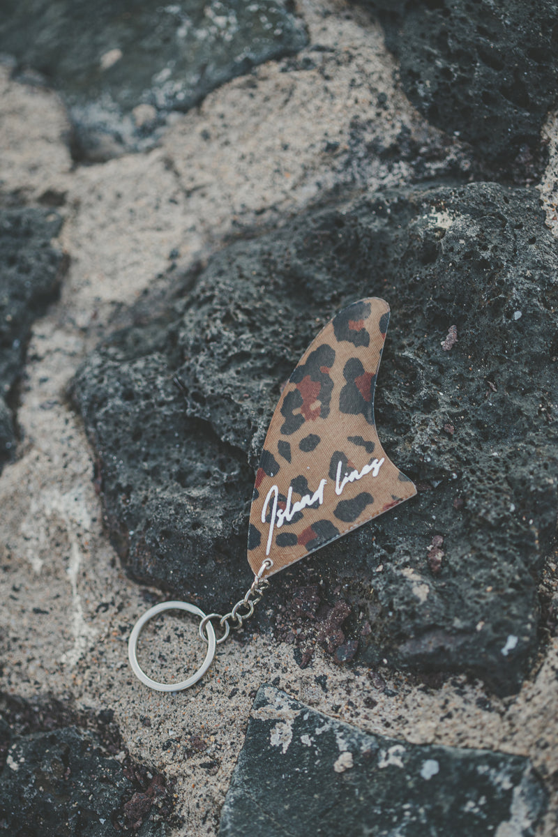 HANDMADE FIN KEY RING