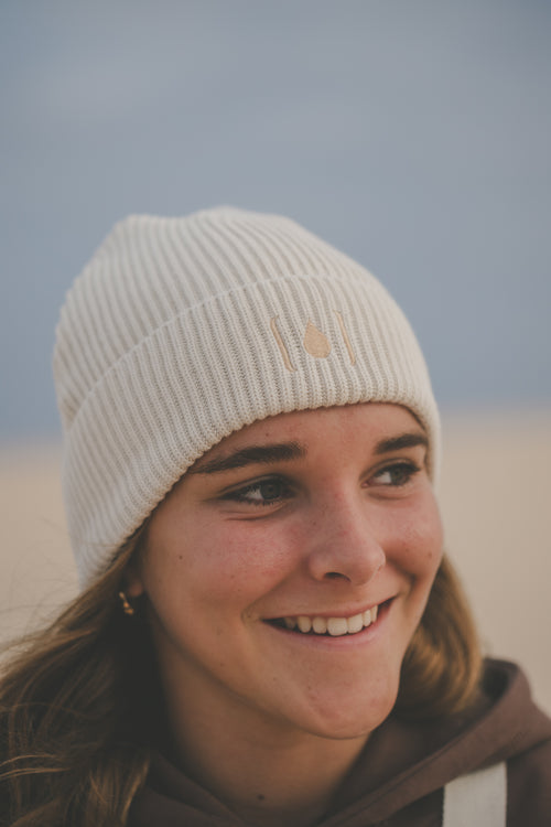 DROP BEANIE
