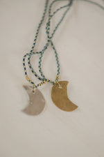 UNIQ MOON NECKLACE