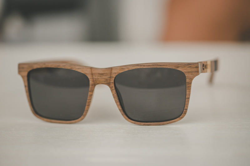 SQUARED WOODEN SUNGLASSES