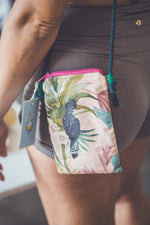 BIRDS PARADISE PHONE BAG