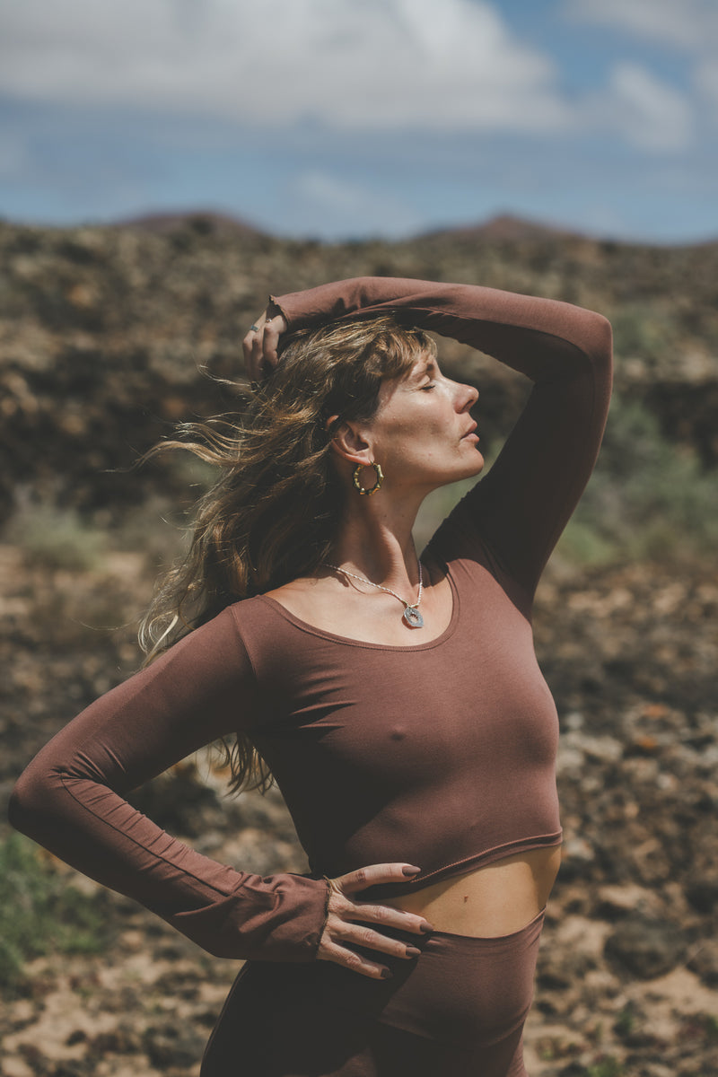 LEYLA LONG TOP