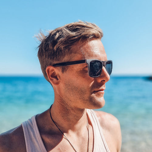SQUARED WOODEN SUNGLASSES