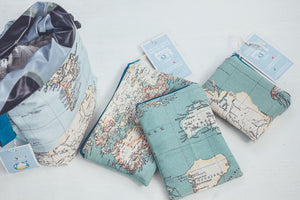 WORLD MAP PURSE