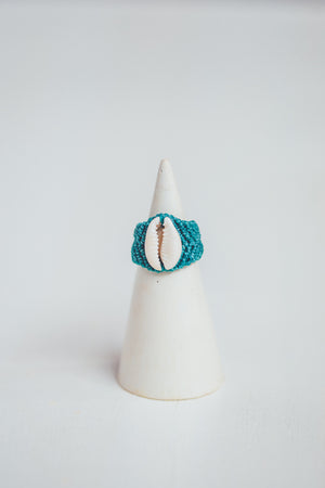 SHELL MACRAME RING
