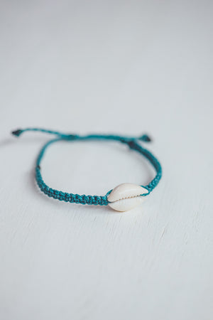 SHELL MACRAME  BRACELET