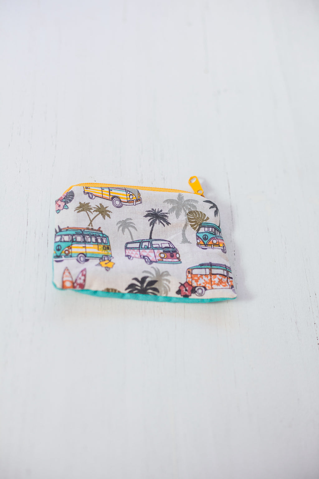 HIPPY SURF VAN CHANGE PURSE