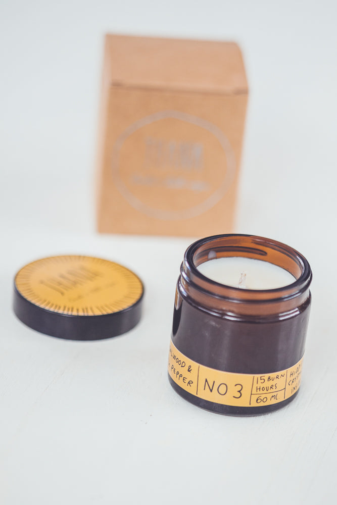 N.03 CRYSTAL CANDLE - SANDALWOOD + BLACK PEPPER