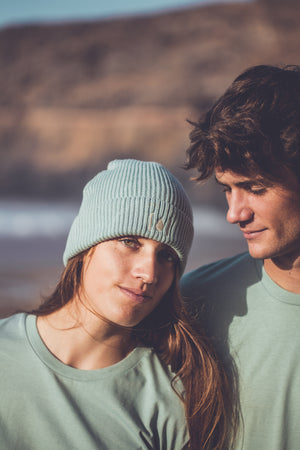 UNISEX ORGANIC RIBBED BEANIE